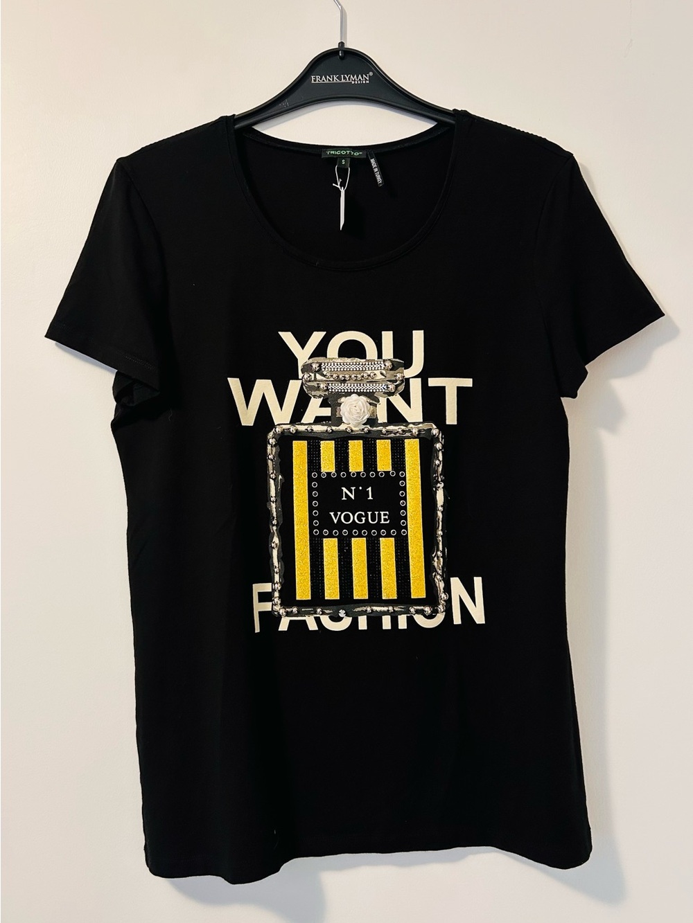 Tricotto Black Short-Sleeve Tee with Yellow Striped Bottle Graphic